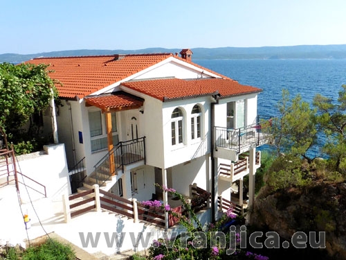 https://www.apartmanyvchorvatsku.eu/penziony/apartman-val1573124900L.jpg