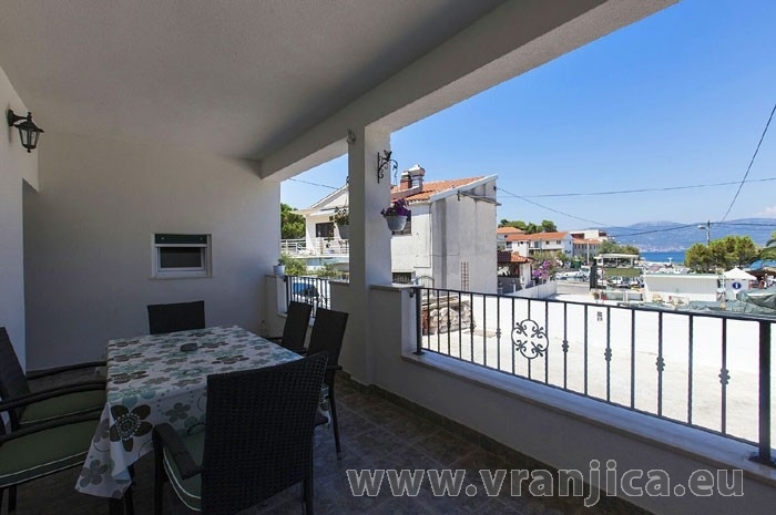 Chorvatcko Apartmán SAN - SLATINE AP2 (6+2)